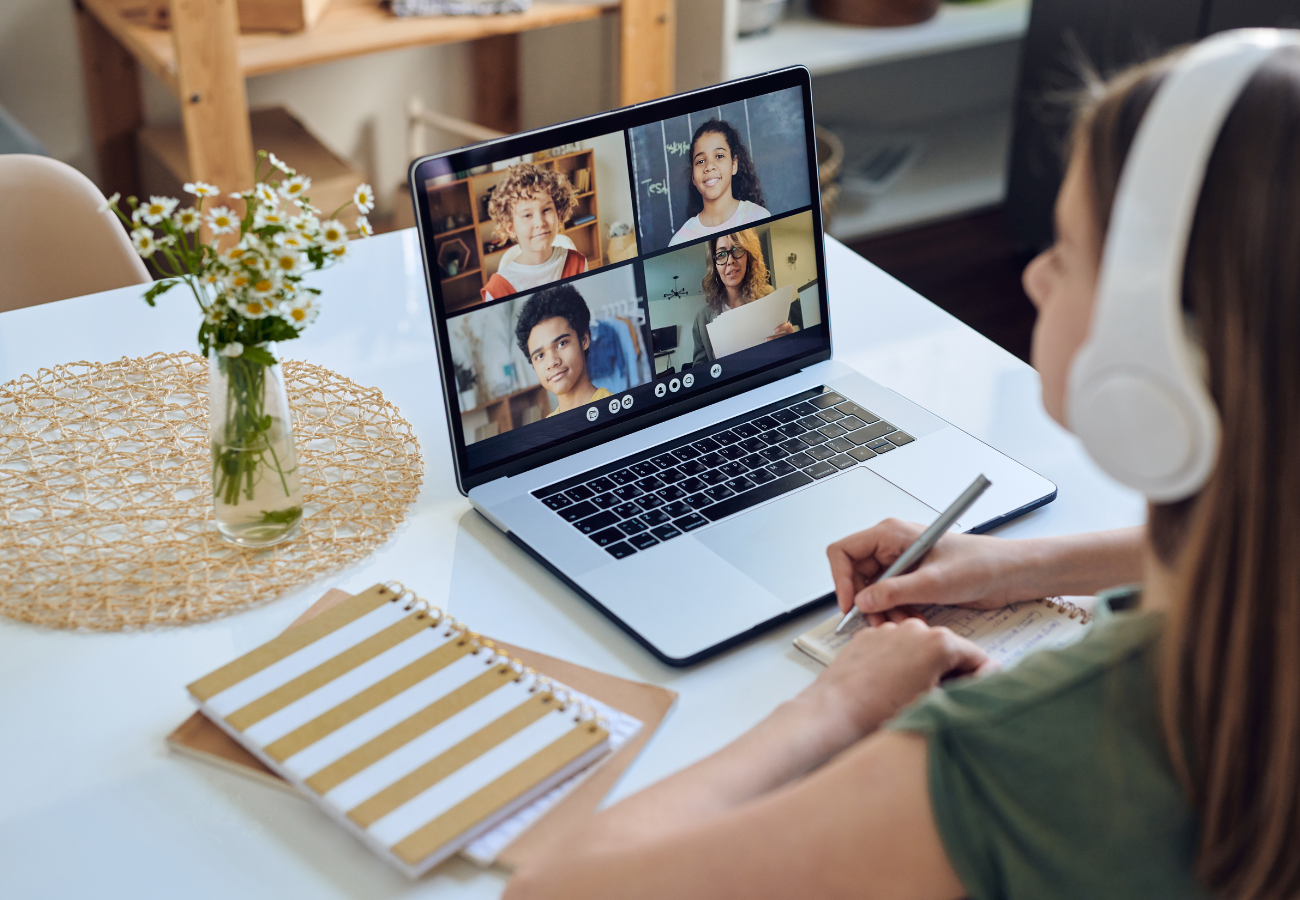 היתרונות של שיעורים פרטיים אונליין לעומת שיעורים פרונטליים